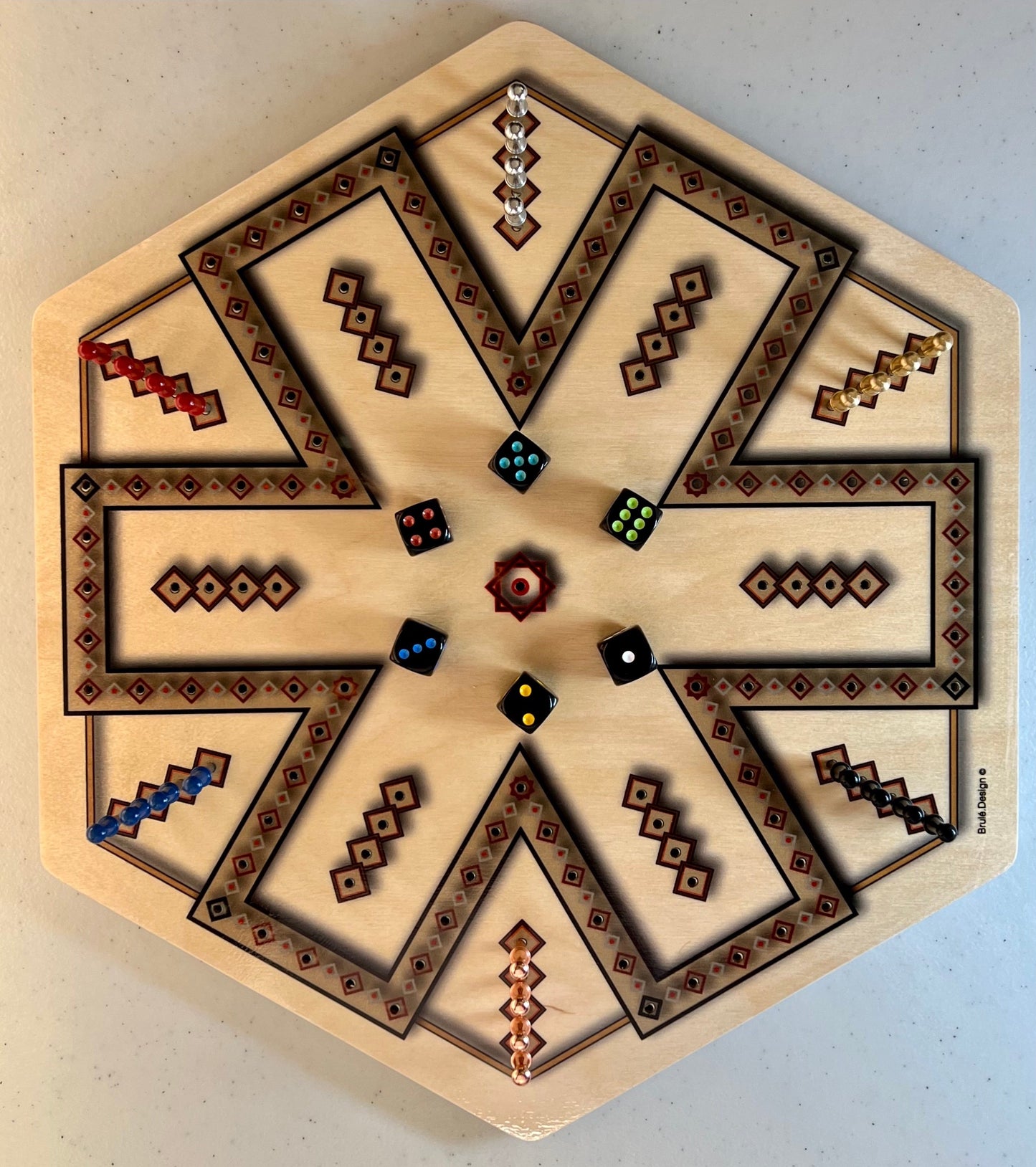 6 player Pegit board