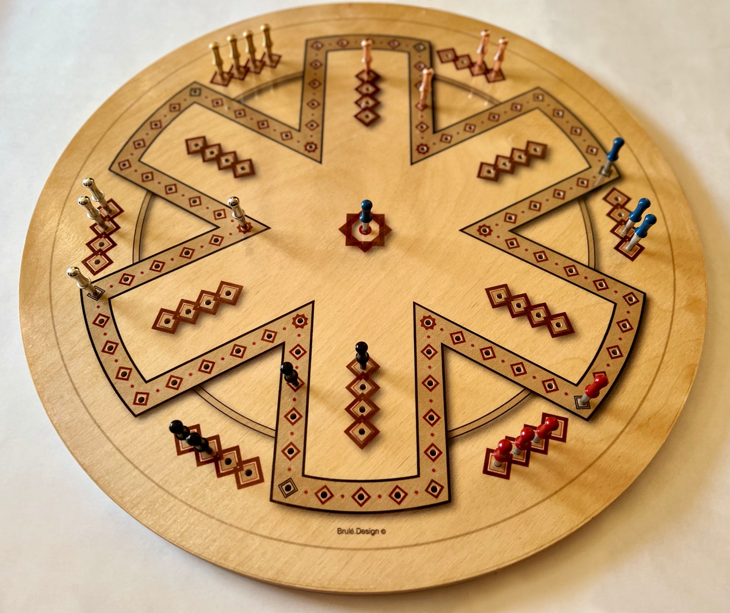 6 Player Round Pegit Board Game