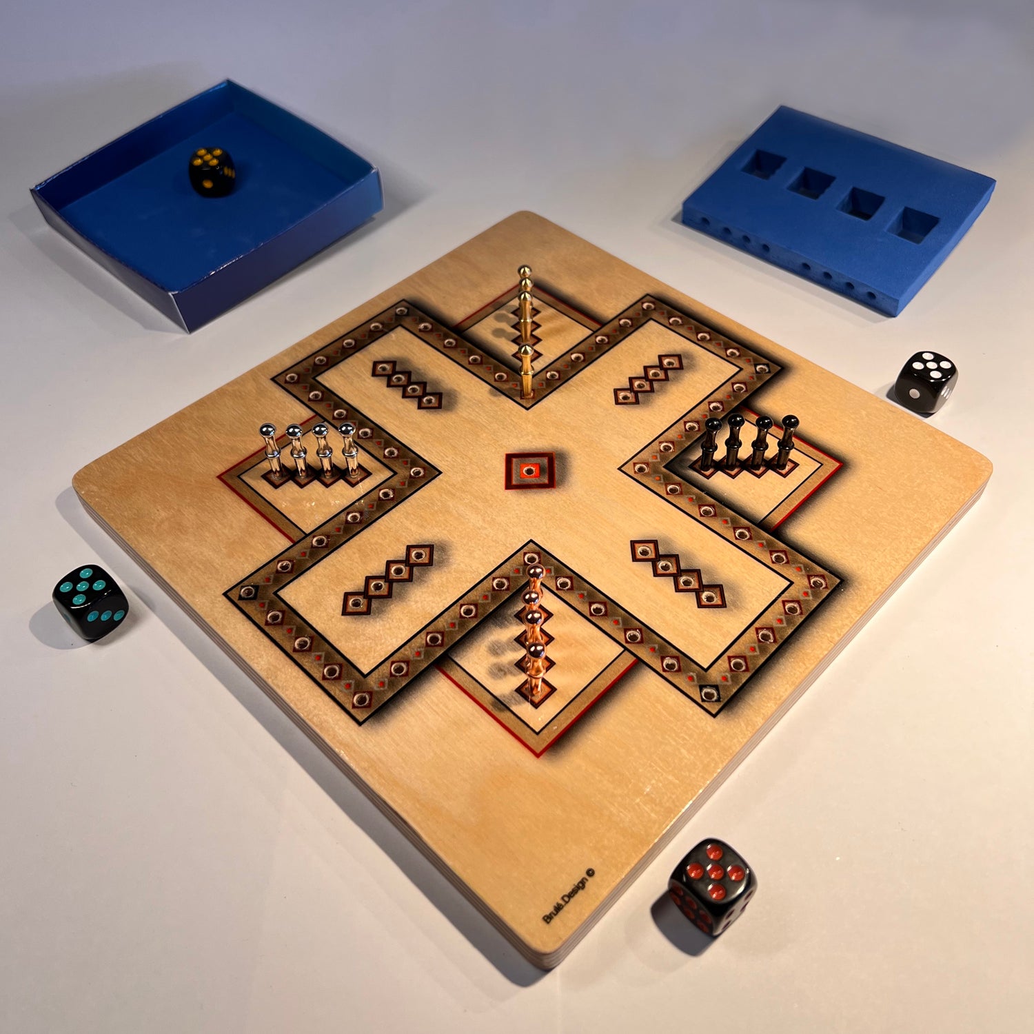 4 player Pegit small board